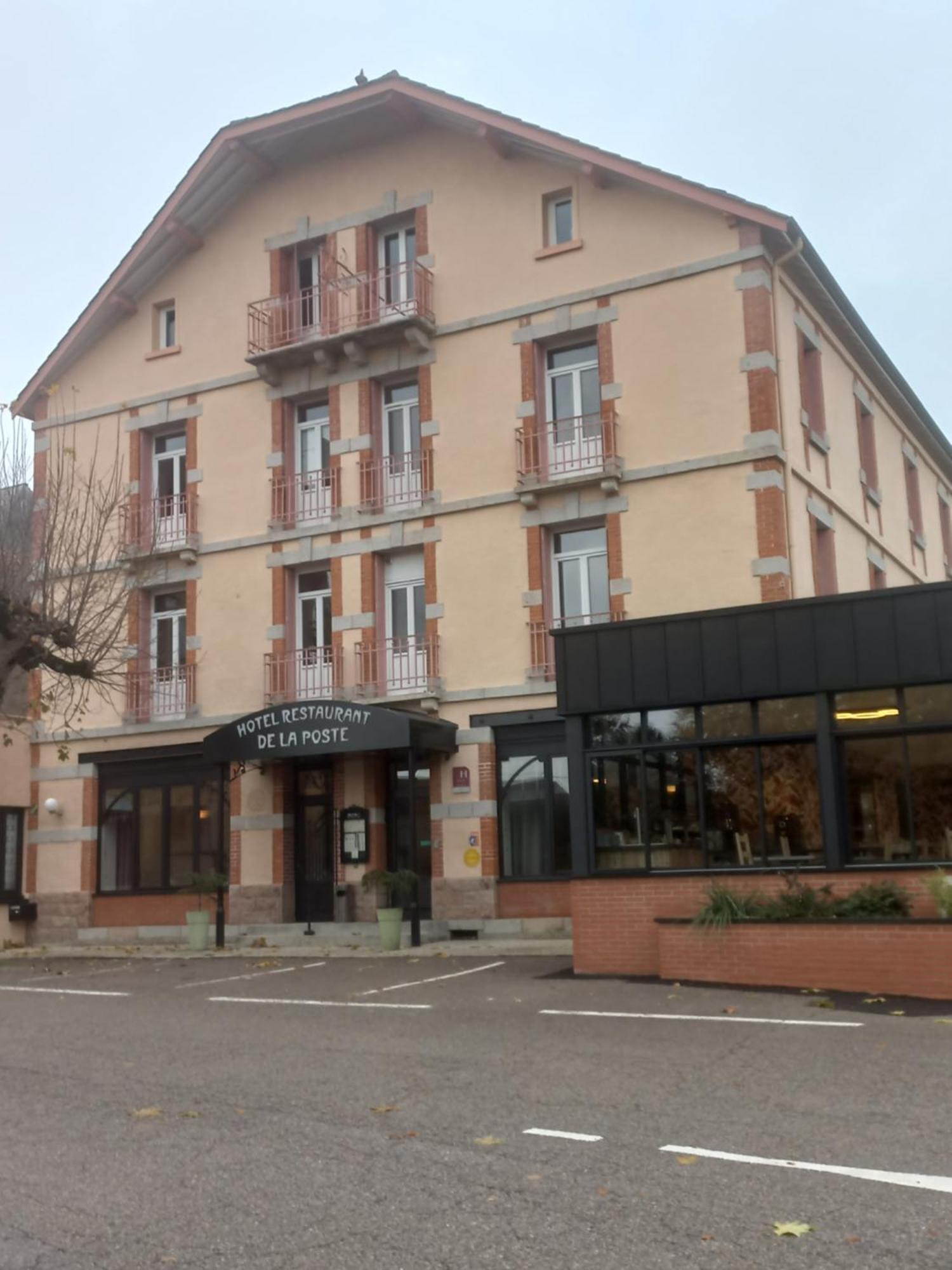 Hotel Restaurant De La Poste Saint-Just-en-Chevalet Exterior photo